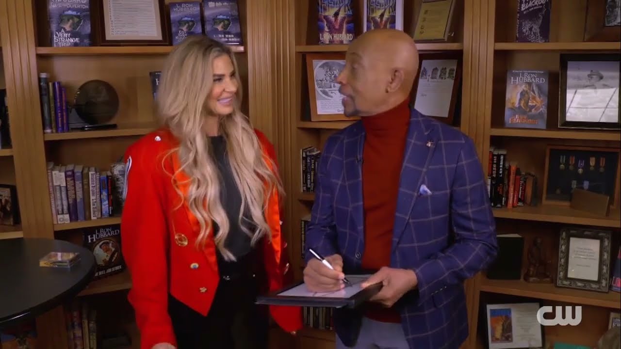 Dani Elizabeth Hollywood Christmas Parade 2026!