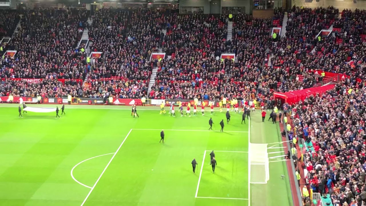 Manchester United vs Norwich City 201101 - YouTube