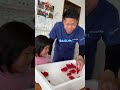 ママがイチゴを食べた犯人だよ