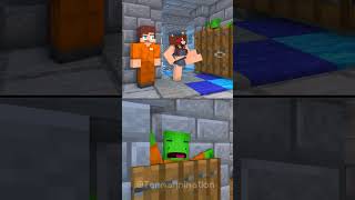 JJ and Mikey Broken Door Fail 😭🤣 - MAIZEN Minecraft Animation #minecraft #shorts