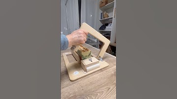 And cut 🌲#smallsoapchannel #soapmaking #naturalingredients #diy