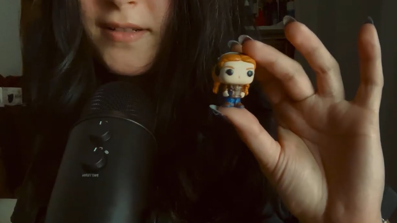 TÜRKÇE ASMR | TANIŞIYORUZ VE KINDER JOY X STRANGER THINGS FİGÜRLERİMİ GÖSTERİYORUM 🤡