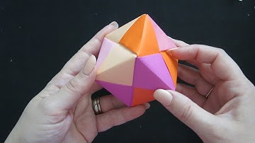 MODULAR ORIGAMI CUBE