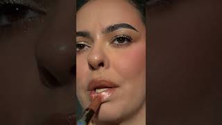 Tarte Maracuja Juicy Lip was made for me, look at that sparkle ✨️ #tarte #sparkle #glossylips