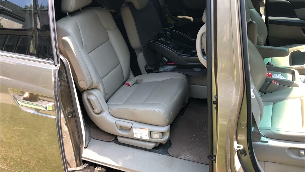 2011 Honda Odyssey 2nd Row Outboard Seat Won’t Slide Forward - YouTube