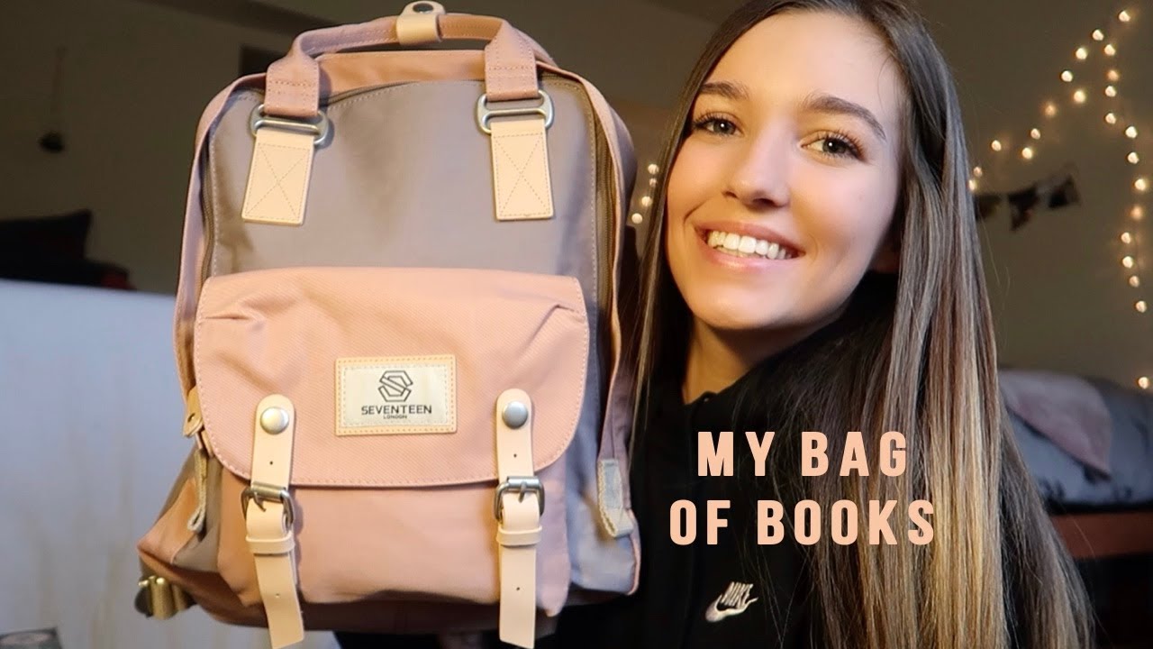 Whats In My Backpack College Freshman Youtube 