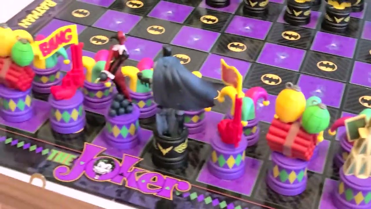 $30 VS $40 chess set