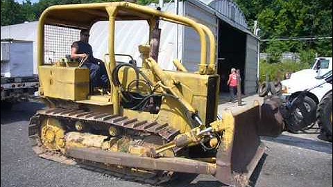 Massey-Ferguson MF400 Bulldozer - TRO 0805142