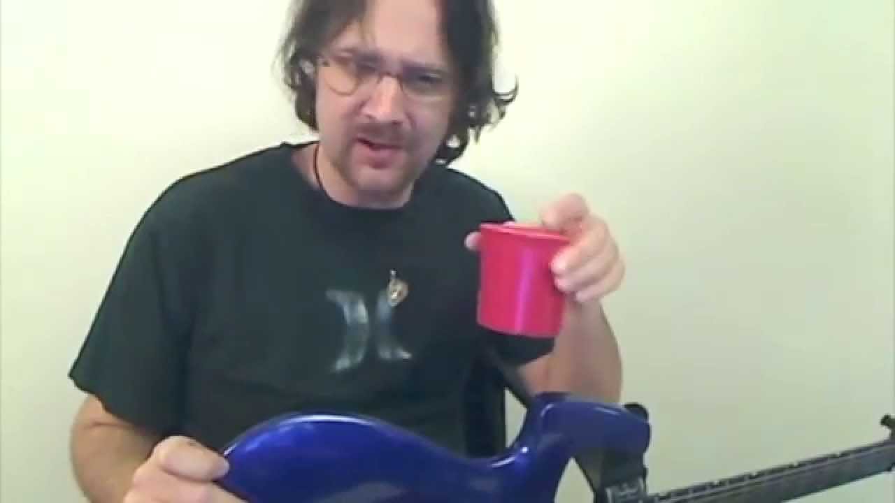 Guarda WORST GUITAR LESSONS EVER!!! su YouTube Guarda WORST GUITAR LESSONS EVER!!! su YouTube
