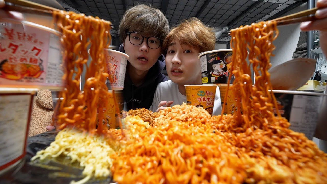 怖すぎるDMが来たけど、親にバレずに深夜にプルダック麺大食いしました。