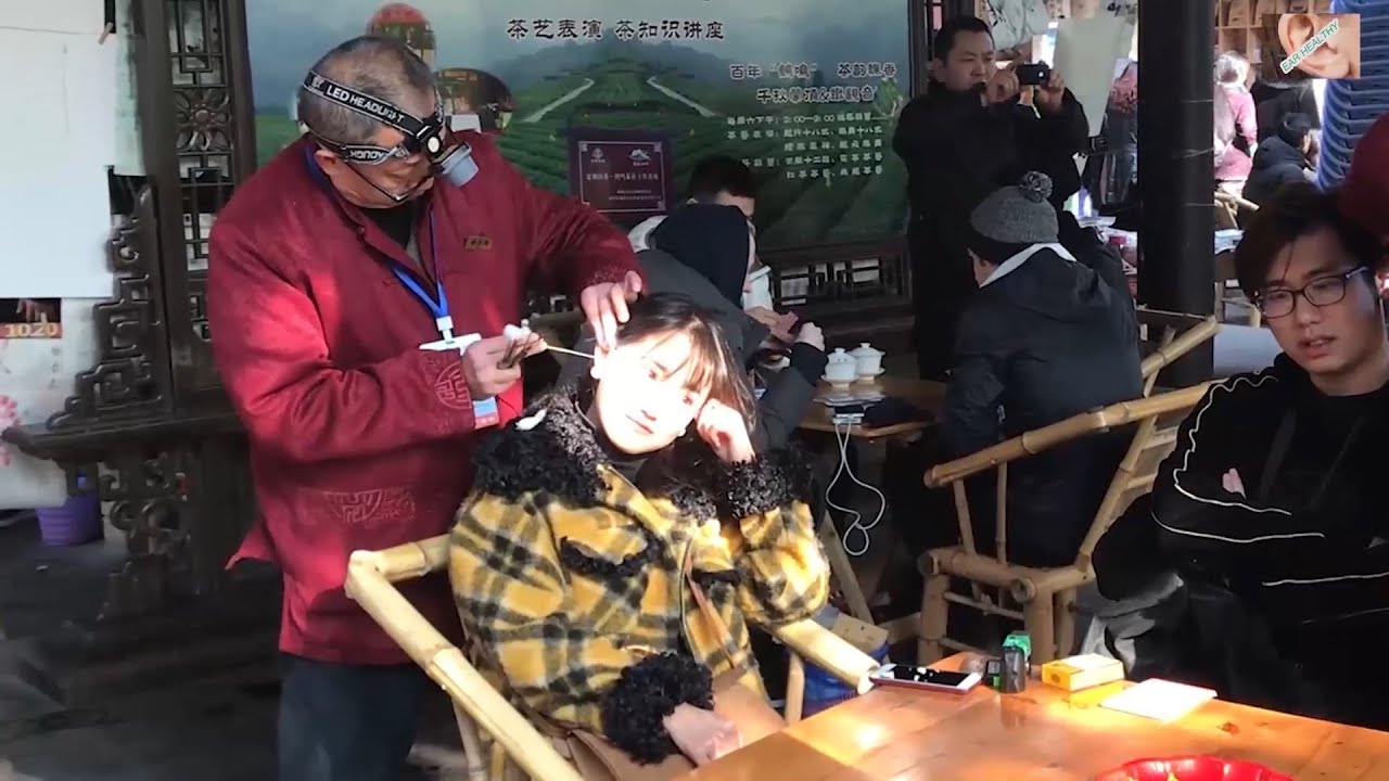 Qingyang, People's Park Chengdu 成都 人民公园 EAR CLEANING 採耳 ASMR YouTube