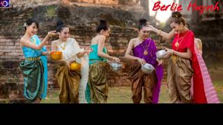 Oh la nor my love - Bird Thongchai [lyric]