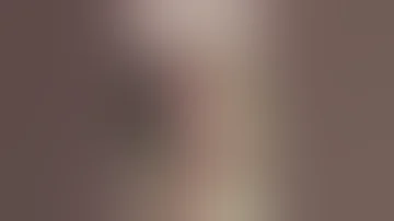 امراءة حامل انجبت طفل بوجه كبير و شبيها 