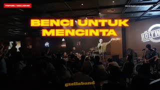 Download Lagu #LIVEMUSIC PECAH BANGET  HOOLYWINGS DAN HOLYPEOPLE TIBA TIBA GALAU DAN NYANYI BARENG !!!!