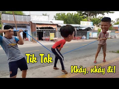 Video Cười Té Ghế Với Trào Lưu Tik Tok 