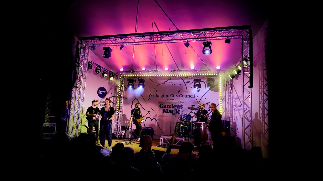 Fan Footage: Mighty Righteous perform Somebody To Love by Queen, live at Gardens Magic 2021