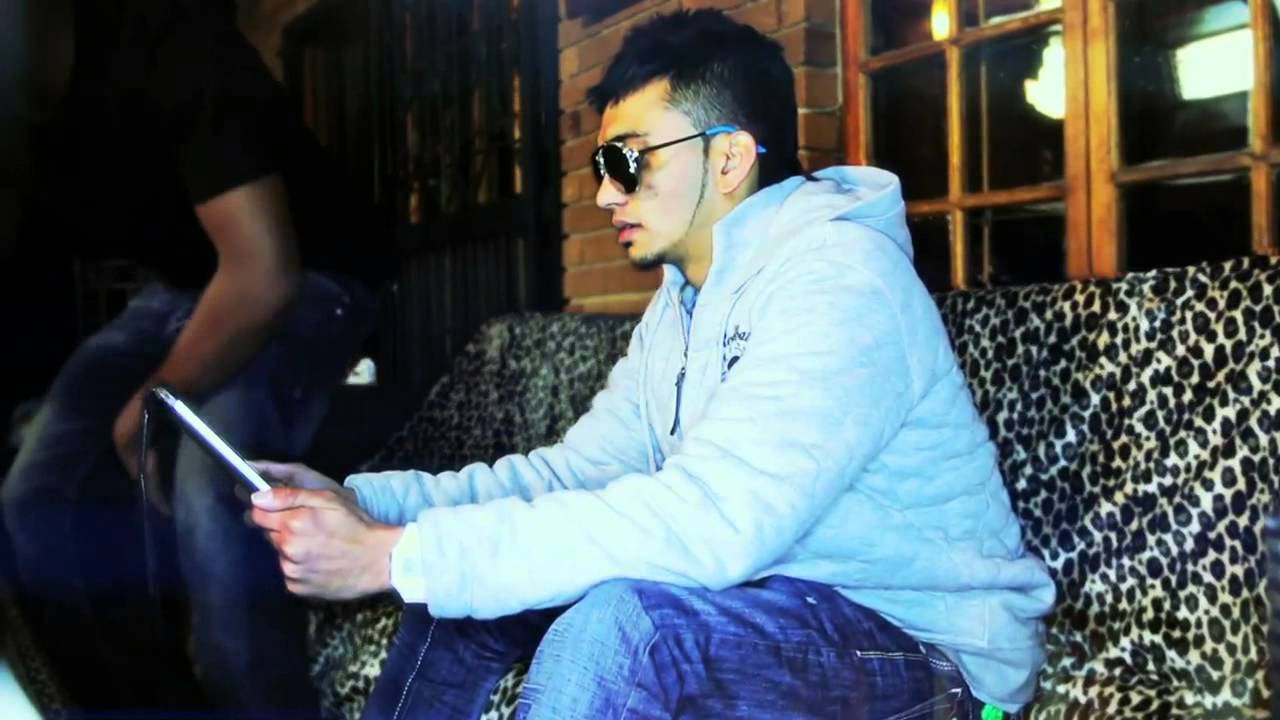 THE LAYDERS FT YOUNG SLUGZ   Friday Night