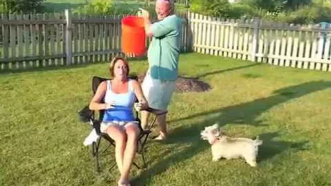 ALS Ice Bucket Challenge - Julie Quinlan