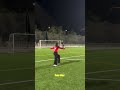 عندما تلعب فتاتك كرة القدم 