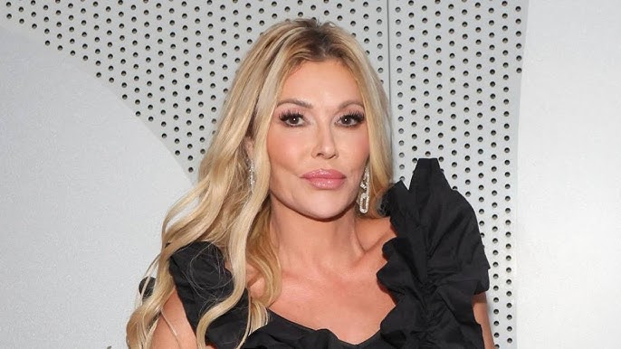 Brandi Glanville's mystery illness killed her sex life, says she's been  celibate for 2 years - YouTube