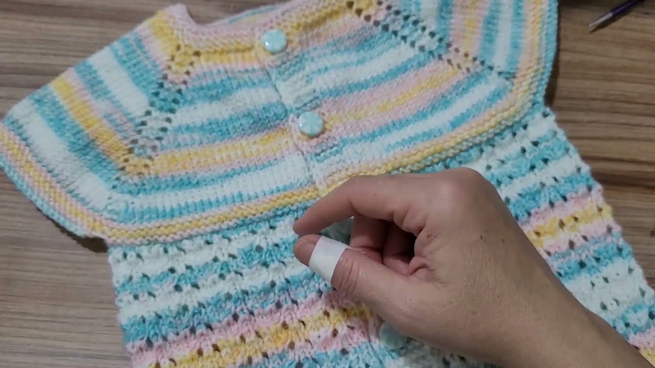💯Çok çok kolay yakadan başlama bebek yelek yapımı🤩Very easy baby vest making