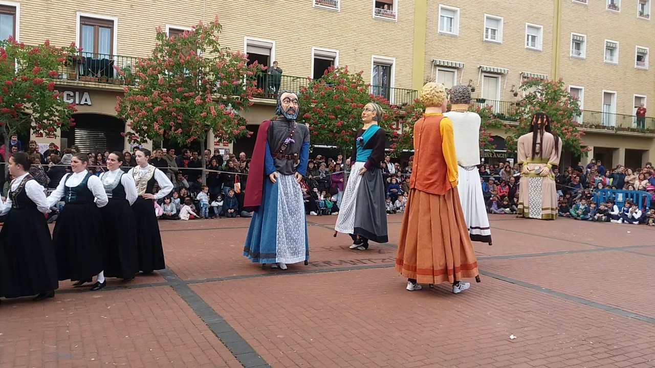 Despedida gigantes de la txantrea 2017 segunda parte.