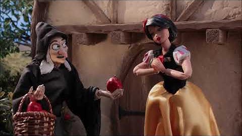 Robot Chicken - Snow White and Witch