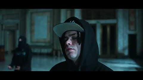 C.R.O - Valentino (Video Oficial)
