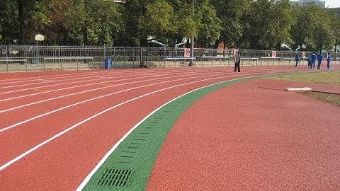 Sandwich track installation by paver machine