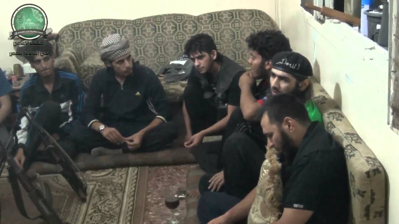 حمص المحاصرة فطور مع كتيبة شهداء البياضة   على جبهة حي الخالدية بمشاركة البطل عبد الباسط الساروت