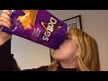 Do Men and Women Eat Doritos Differently?