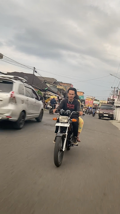 Rx king sang raja jalanan ketika bonceng cewek #rxking #motorrxking #rajajalanan
