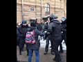 В Петербурге началась драка протестующих с ОМОНом . Люди спасли дедушку от фашистов ёршика!