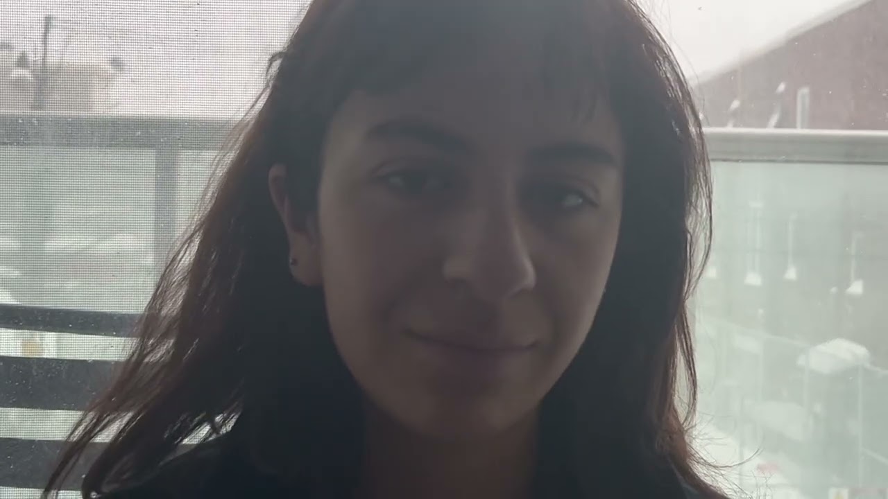 Interview with the Vampire for real fans only - DEAR MR MOLLOY