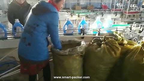 Automatic laundry bottle pail drum liquid filling capping induction sealing machine testing video