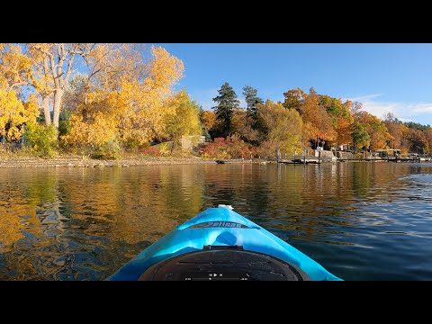 Trip across Canandaigua Lake with some fall foliage & lofi music #lofiyaking