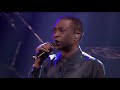 Youssou Ndour - USELESS WEAPONS - VIDEO BATACLAN 2017