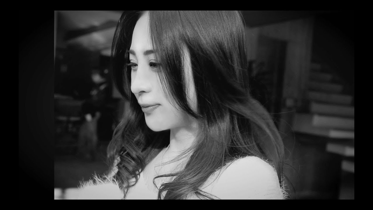 Caos Caos Caos 「シルバーピアス」（Full version） - YouTube