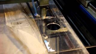 Лазерная резка и гравировка акрила, создание номерков из прозрачного акрила (Laser engraving cut)(Вот так выглядит резка и гравировка акриловых номерков от компании