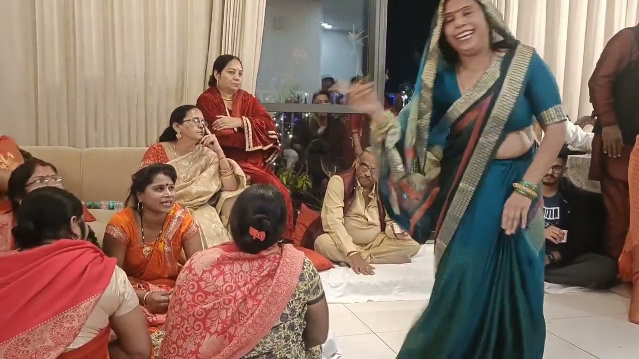 top 4#dance💃 bhajno ki play list!! superhit mandali ka lagatar dance or bhajan#desi