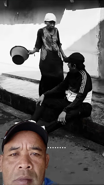 KDM dipukul Ema Ema pake ember 🤭😂 #ngakak #lucu #hiburan #dedimulyadi #kdm #drama #kangdedymulyadi