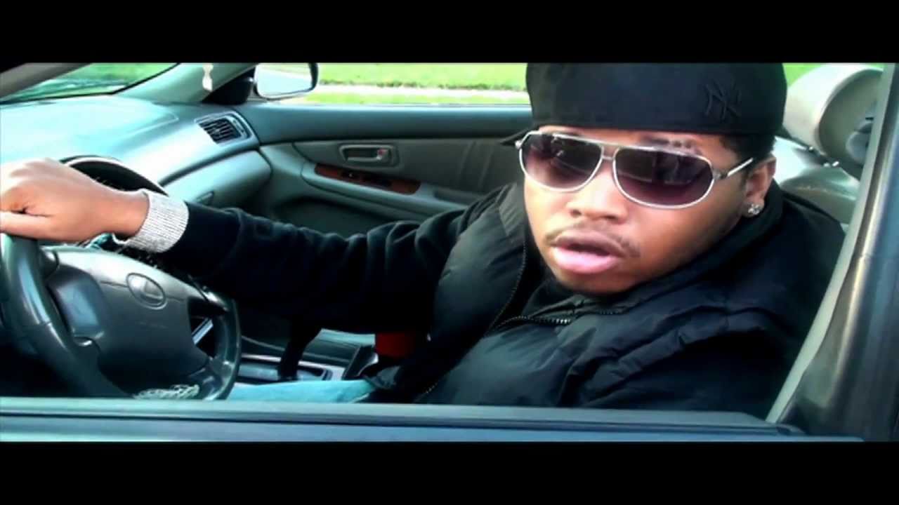 Speakers Going Hammer - B2DaDot feat. E-Luc (Official Video)