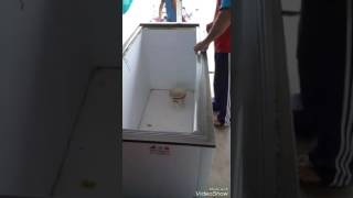 Trocar de tubulação de freezer horizontal