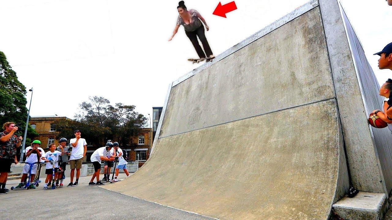 ⁣Very Impressive Wins & Fails in Extreme skateboarding