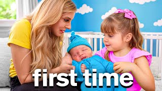 Download Lagu Daughter Meets NEW BABY Brother for First Time MP3 Download Lagu Daughter Meets NEW BABY Brother for First Time MP3