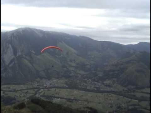 PARAPENTE BIPLAZA EN ACOUS (FRANCIA)