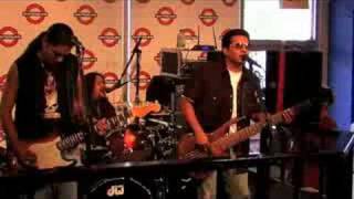 Los Lonely Boys live @ Waterloo Records "Staying With Me" chords