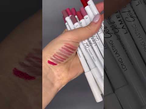 Стойкий гелевый карандаш для губ Lamel Long Lasting Gel Lip Liner