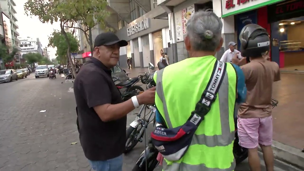 LOS CAMBISTAS HAN TOMADO PRECAUCIONES