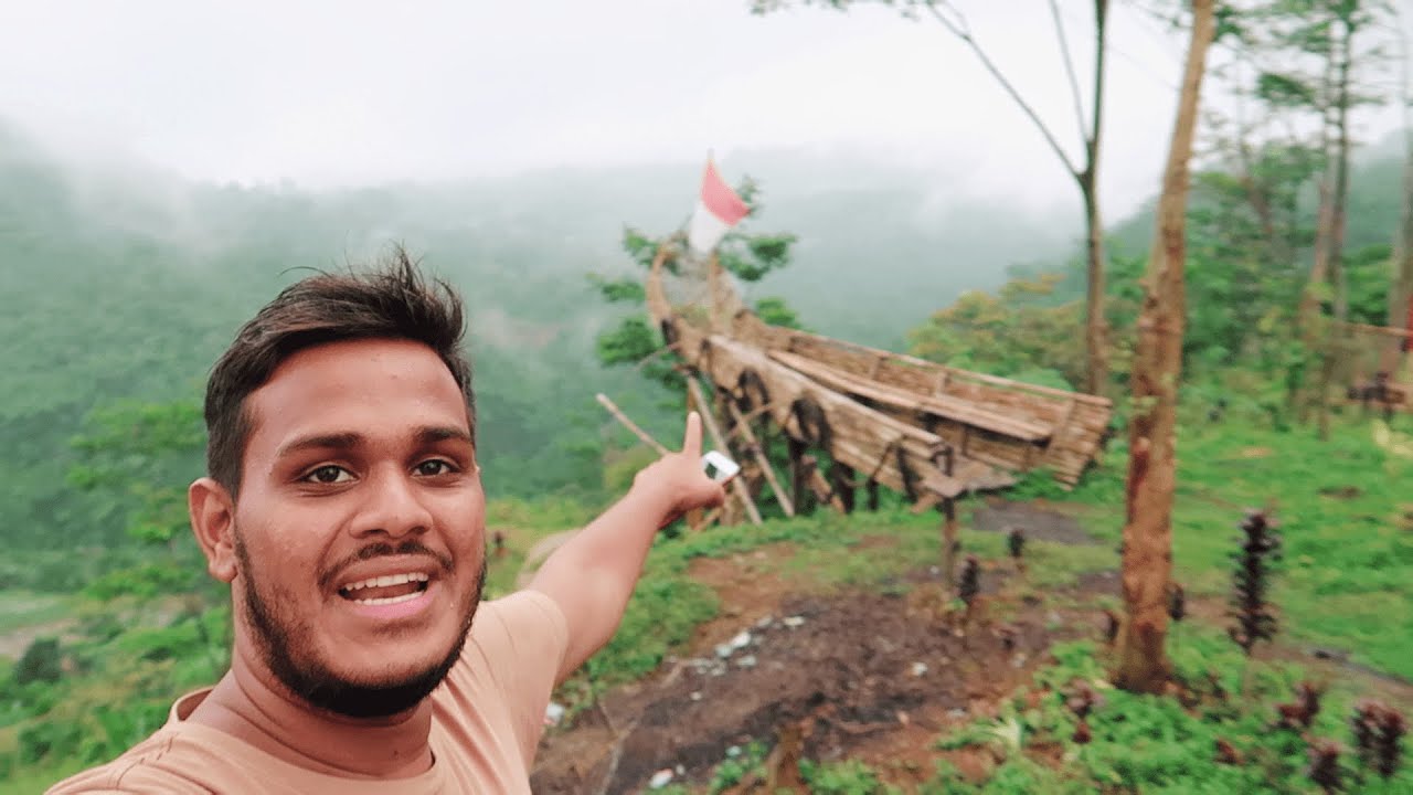 رحلة خطيرة وسط الطبيعة في اندونيسيا